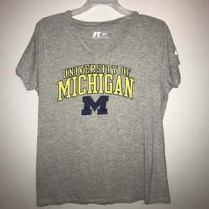 U of M V neck top
